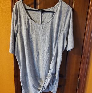 Never worn knotted top